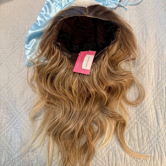 NWT (with modifications) Chelsey Smith Crowns Pauleen Carmel Latte Wig - Picture 11 of 13